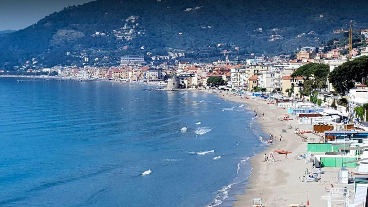 Apartmán Top Relax Alassio Exteriér fotografie